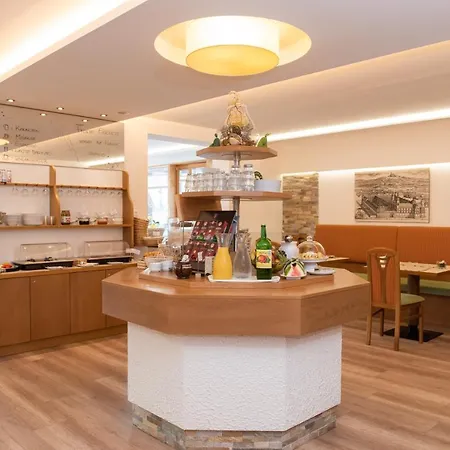 Couette-café Caecilia 3*