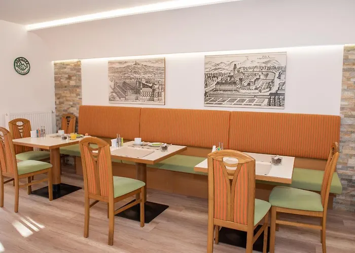 Caecilia 住宿加早餐酒店 3*